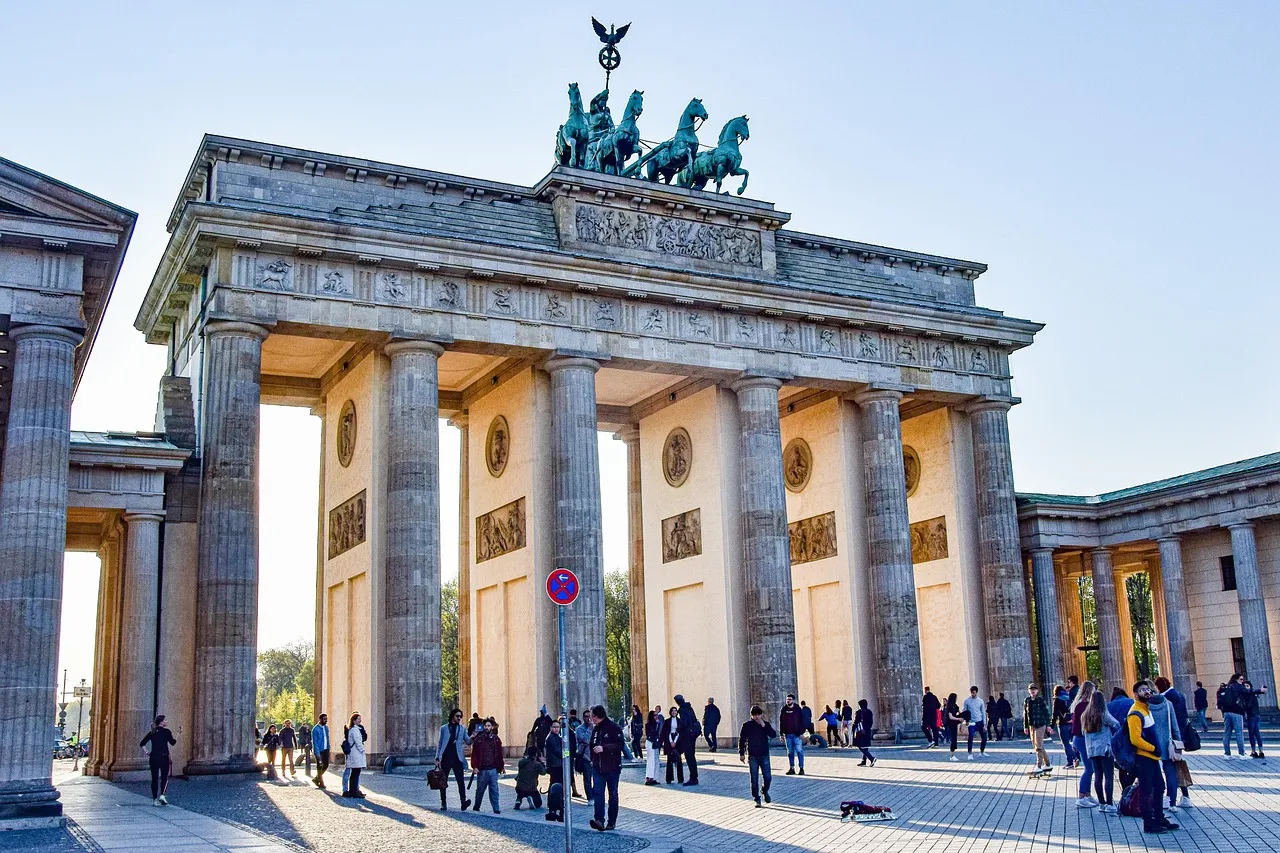 Berlin'de Approbation İçin Gerekli Evraklar: LAGeSo Başvuru Rehberi